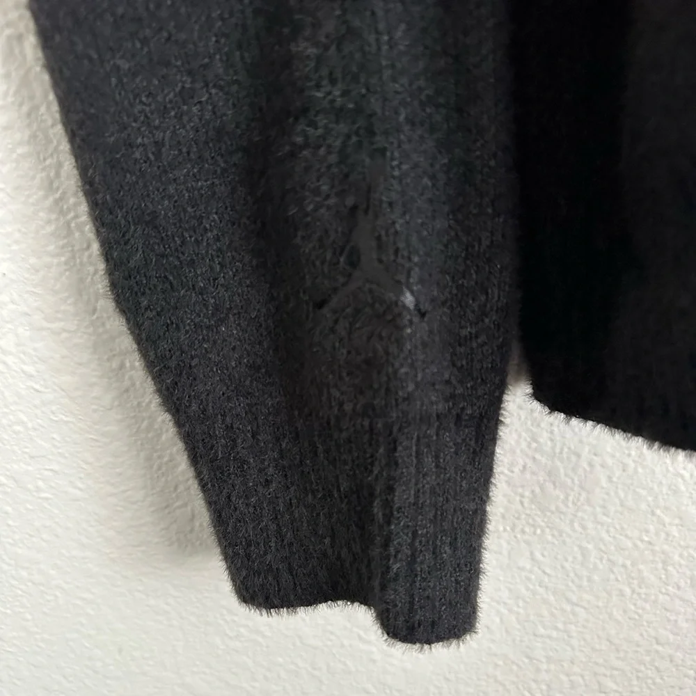 Air Jordan Flight Heritage Knit Fuzzy Sweater Off Noir Tan FD7389-045 Size Large